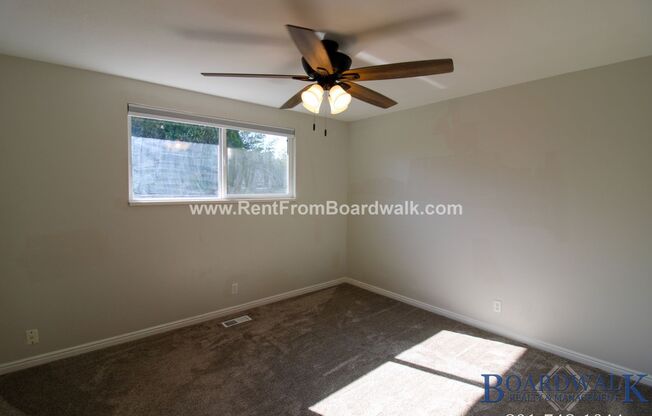 2 beds, 1 bath, 1,014 sqft, $1,499, Unit 498 E Paty Circle -Upstairs