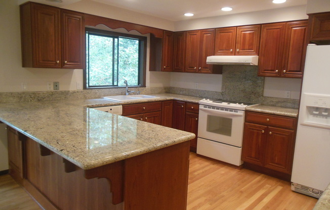 Beautifully Updated Lake Oswego Home with Wonderful Outdoor Living Space