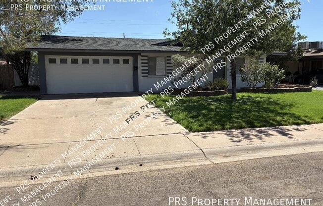 1439 W HUNTINGTON DR