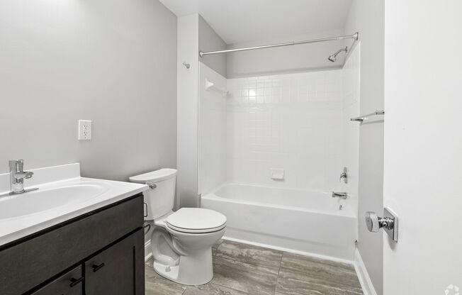 Studio, 1 bath, 345 sqft, $1,165, Unit 307