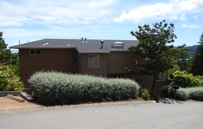 MODERN FOUR BEDROOM HOME IN THE GREENBRAE HILLS WITH STUNNING PANORAMIC VIEWS, HEATED POOL & SPA WITH POOL SERVICE PAID BY OWNER