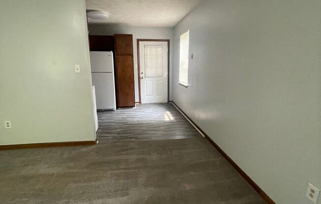 2 BR 1 BA Eastside Duplex! Available for move in now!