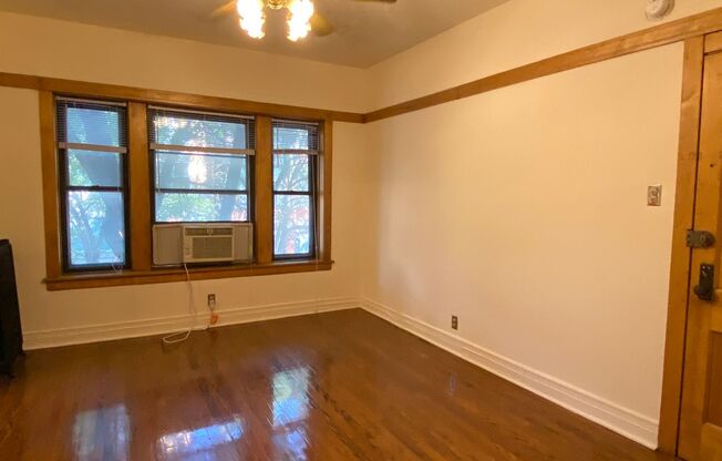 2540 N. Racine