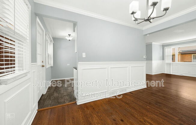 9063 N CLIFTON