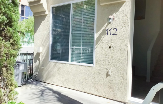 3748 MYKONOS LN