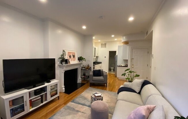 15 GARRISON ST