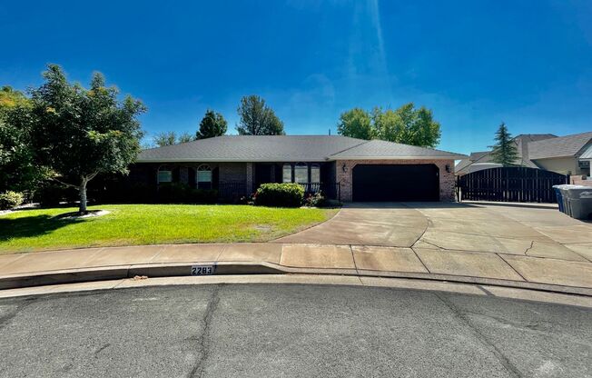 AMAZING YARD in quiet cul-de-sac in Santa Clara