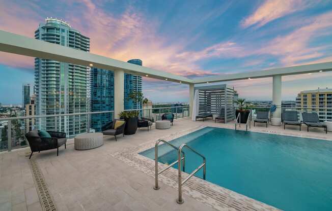 Pool Apartment Fort Lauderdale