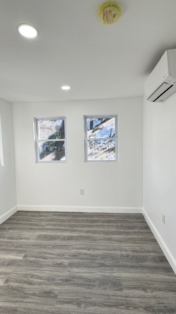 2 beds, 2 baths, $3,300, Unit 3