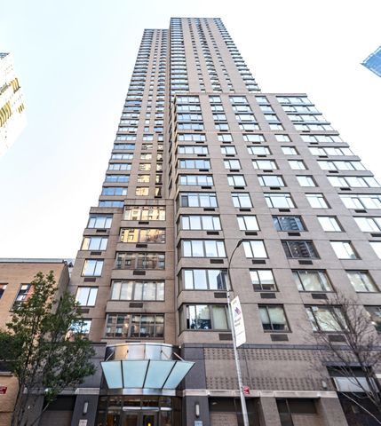 2 COLUMBUS AVE