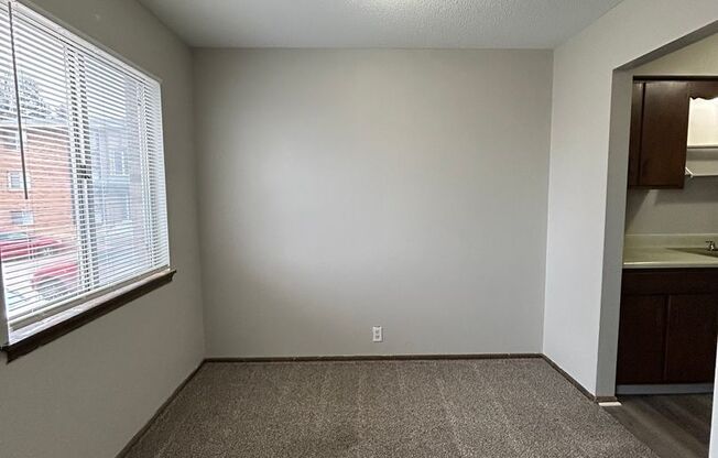 Eleganz Rentals (4619 N 56th Street)