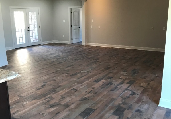 1517 River Run Dr