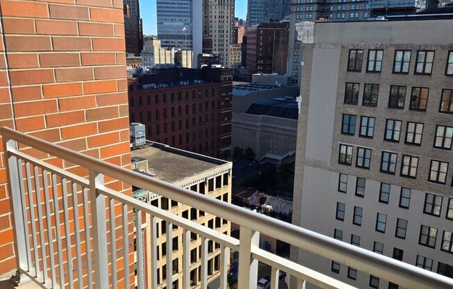 2 beds, 2 baths, 1,137 sqft, $2,900, Unit 1609