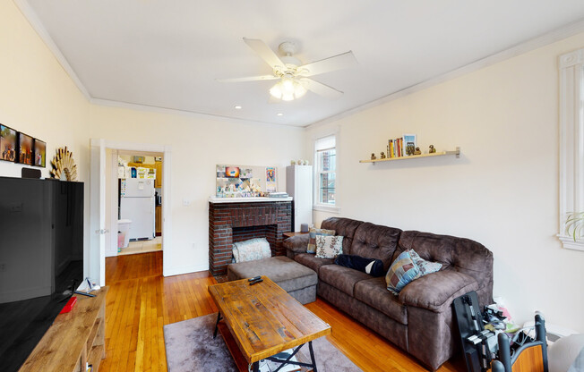 1 bed, 1 bath, 650 sqft, $2,650, Unit 11