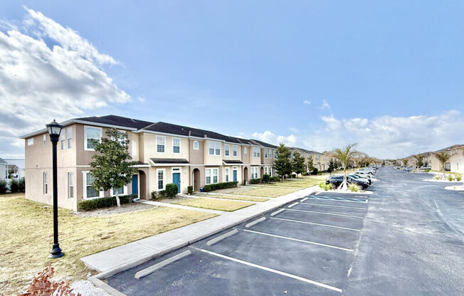 8955 WALNUT GABLE CT