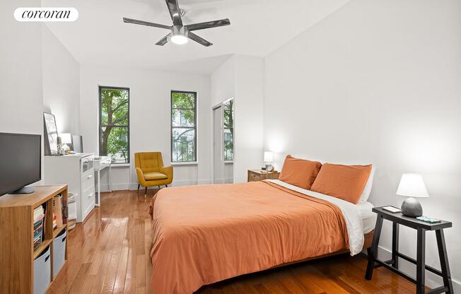227 E 88 ST