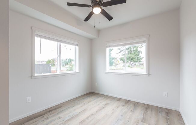 2 beds, 1.5 baths, 921 sqft, $1,695, Unit 203