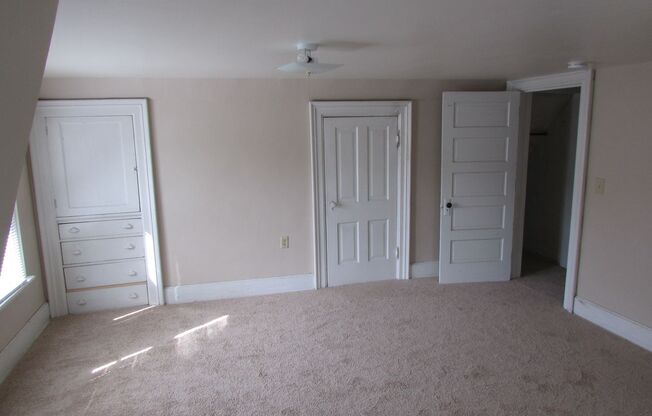 11 North Franklin Street