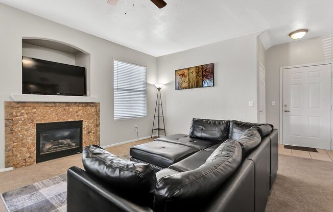 2 beds, 2 baths, $1,895
