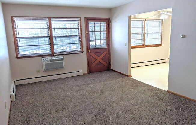 1 bed, 1 bath, $1,190, Unit 3