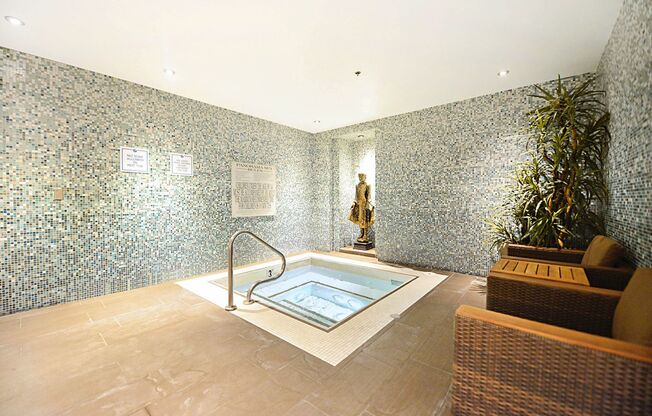 2 beds, 2 baths, $2,350, Unit # 1004