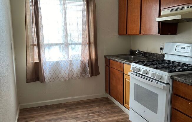 1 bed, 1 bath, $1,395, Unit Apt. 9