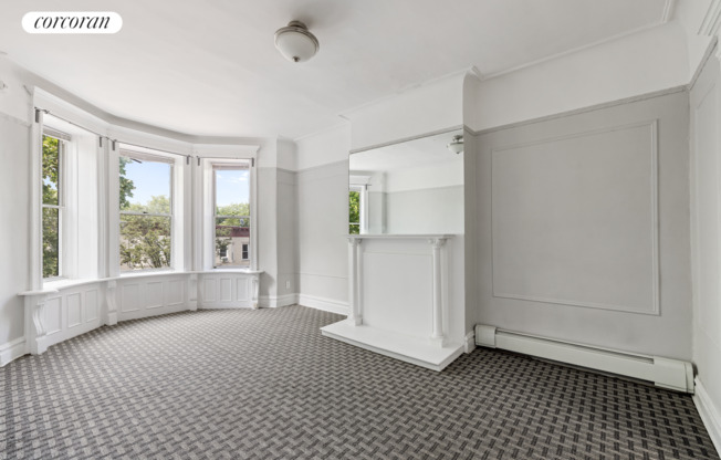 561 73 ST