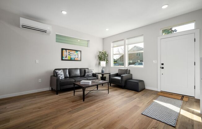 2 beds, 2.5 baths, 1,080 sqft, $2,199, Unit 2812