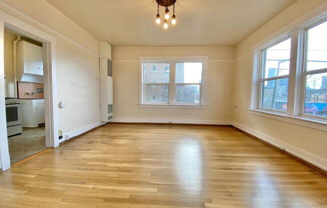 St Florence Apartments