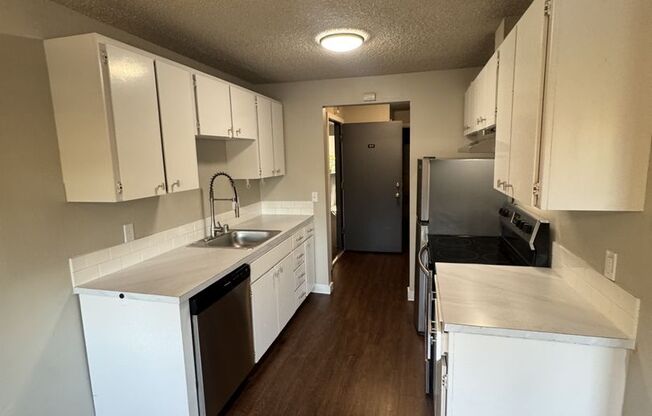 1 bed, 1 bath, 660 sqft, $1,595, Unit 314