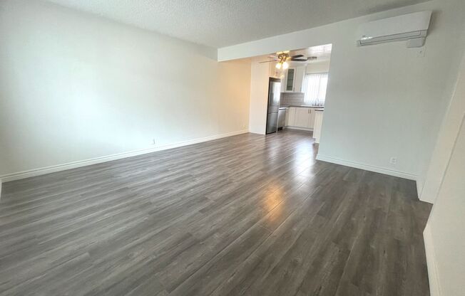 3 beds, 2 baths, 1,050 sqft, $3,595, Unit 04