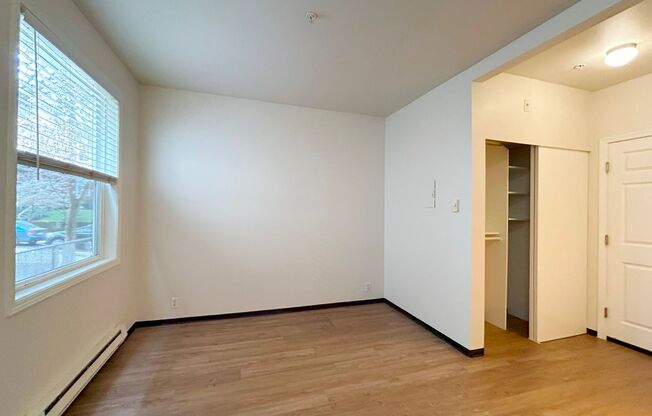 Studio, 1 bath, 265 sqft, $975, Unit 1428-108