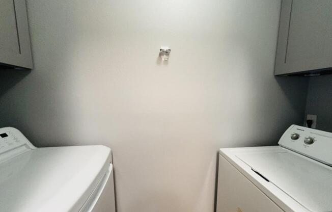 2 beds, 2 baths, 1,121 sqft, $2,250