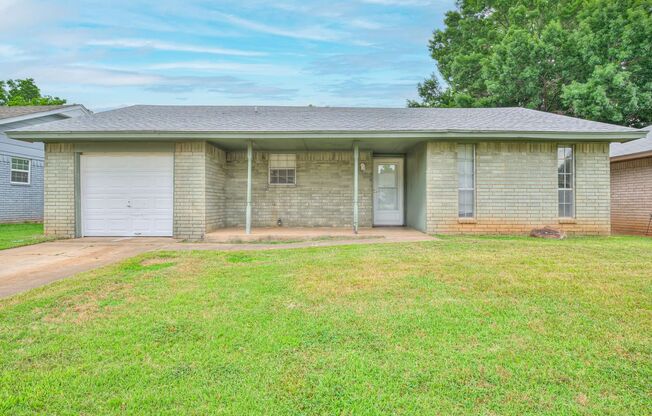 Cute home in Shawnee