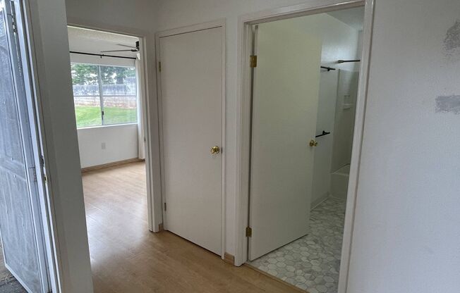 1 bed, 1 bath, $2,000