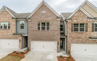 Almost New Cheshire Townhome!