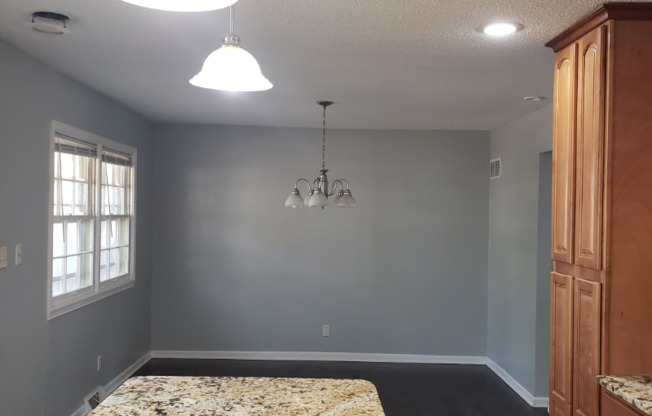 7808 E 128 ST