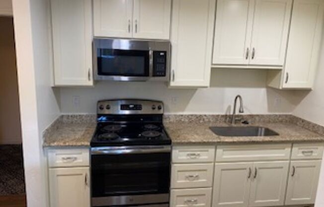 430 -  REMINGTON PLACE APARTMENTS