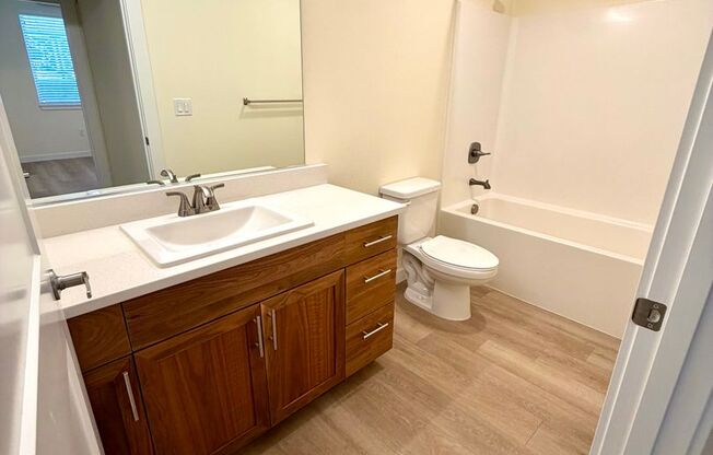 1 bed, 1 bath, 800 sqft, $1,630, Unit C103