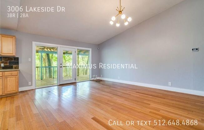3006 LAKESIDE DR