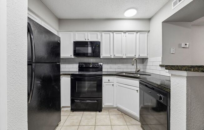 2 beds, 2 baths, 800 sqft, $1,495, Unit 4129