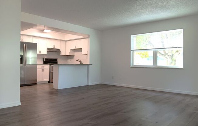 2 beds, 1 bath, $1,500, Unit # 5