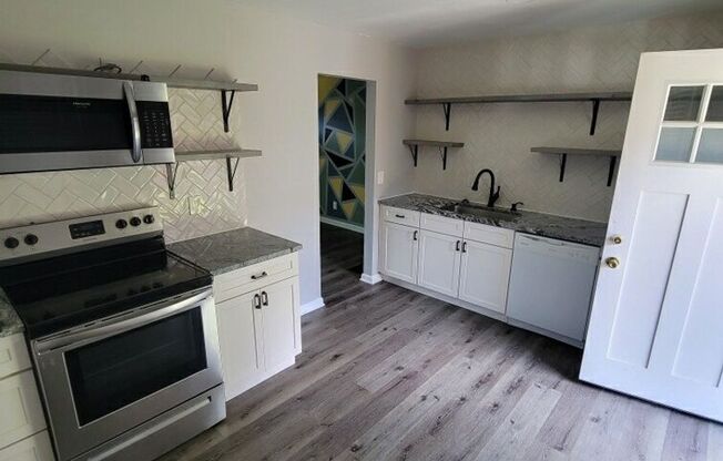 1143 Eastfield