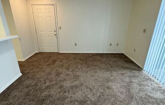 2 beds, 1 bath, 824 sqft, $1,305, Unit 827 - 201