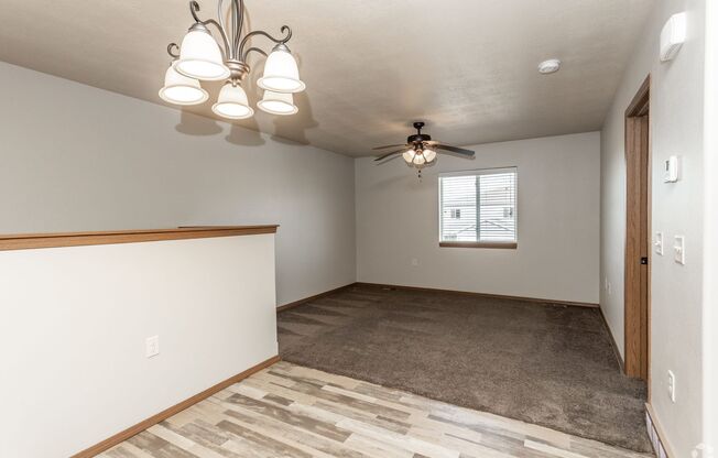 1 bed, 1 bath, 880 sqft, $1,150, Unit 6801-07