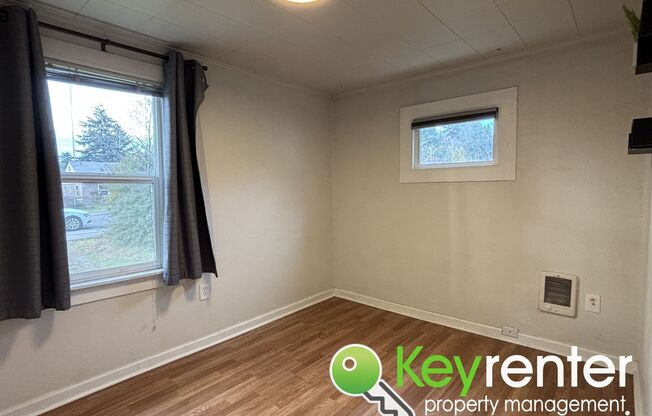 2 beds, 1 bath, $1,650