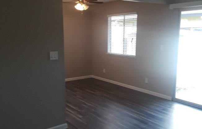 1 bed, 1 bath, 600 sqft, $1,100, Unit 21