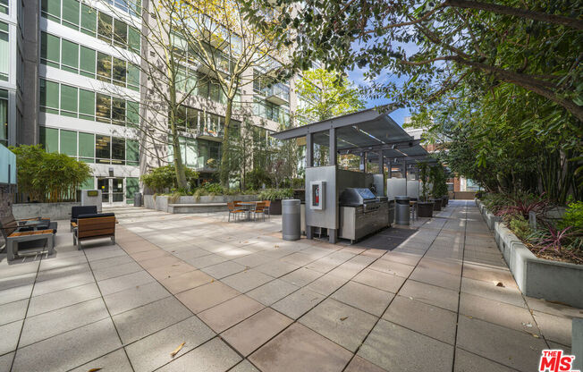 1 bed, 1 bath, 947 sqft, $3,300, Unit 1314