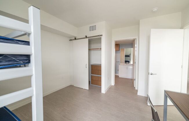 1 bed, 1 bath, 951 sqft, $2,296, Unit 711A