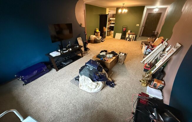 425 E. Henry Clay St.